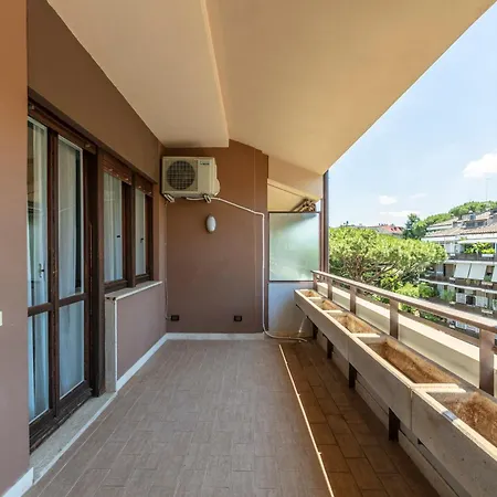 Fleming 67 By Hili Roma